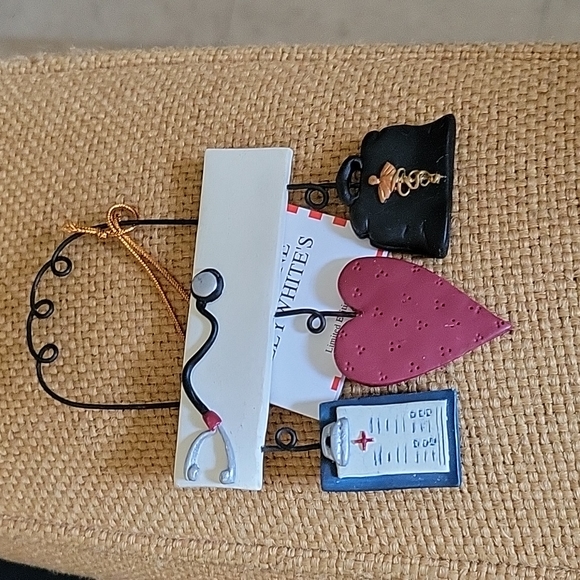 Catherine lillywhite's Limited Edition Christmas ornaments - Picture 2 of 10